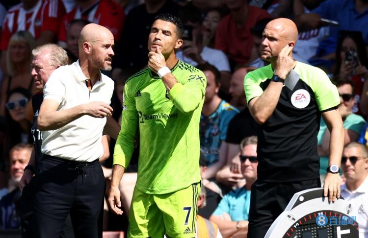 克林斯曼谈滕哈赫炮轰C罗:有些话最好别说,教练只能改变自己 克林斯曼谈滕哈赫炮轰C罗:有些话最好别说,教练只能改变自己